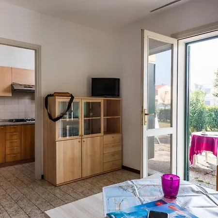 דירה Two-story House Near The In *