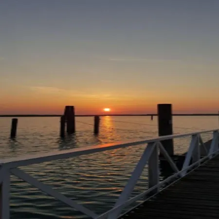 Appartement Spacious Family With Playground And Pool