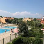 Spacious Family With Playground And Pool Apartman