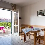 Spacious Family With Playground And Pool Apartman *