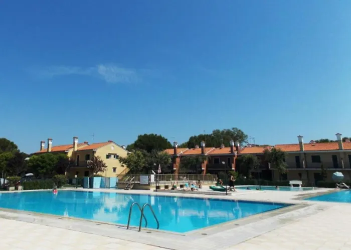 Lejlighed Spacious Family With Playground And Pool